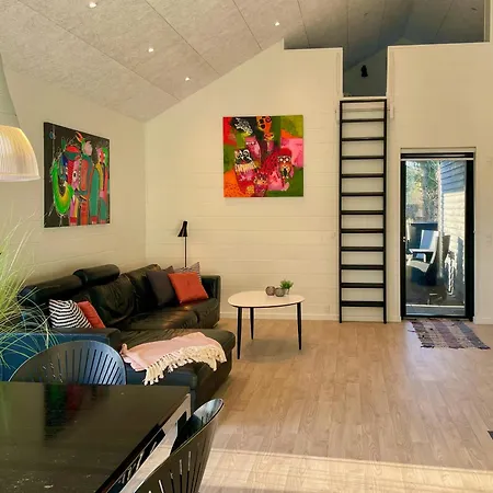 Spacious Family Friendly House By Ringkobing Fjord