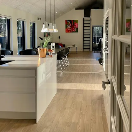 Spacious Family Friendly House By Ringkobing Fjord *