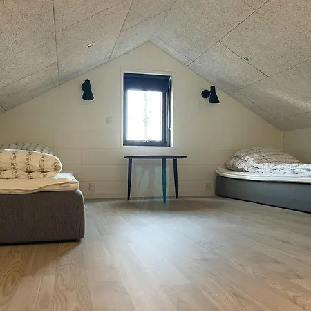 Дом отдыха Spacious Family Friendly House By Ringkobing Fjord *